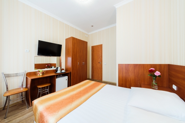 Tonika Hotel